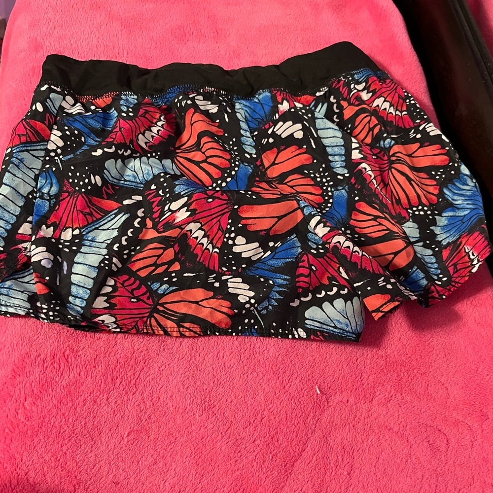 Shorts - Picture 2 of 2